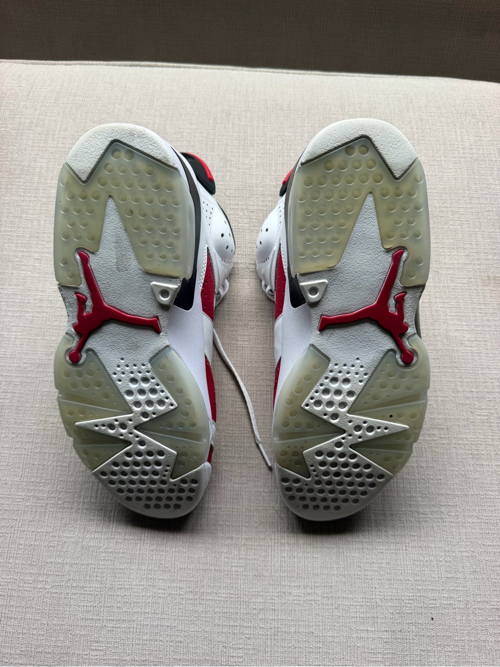 Jordan 6 Retro “Carmines” Size 9 - Picture 3 of 5